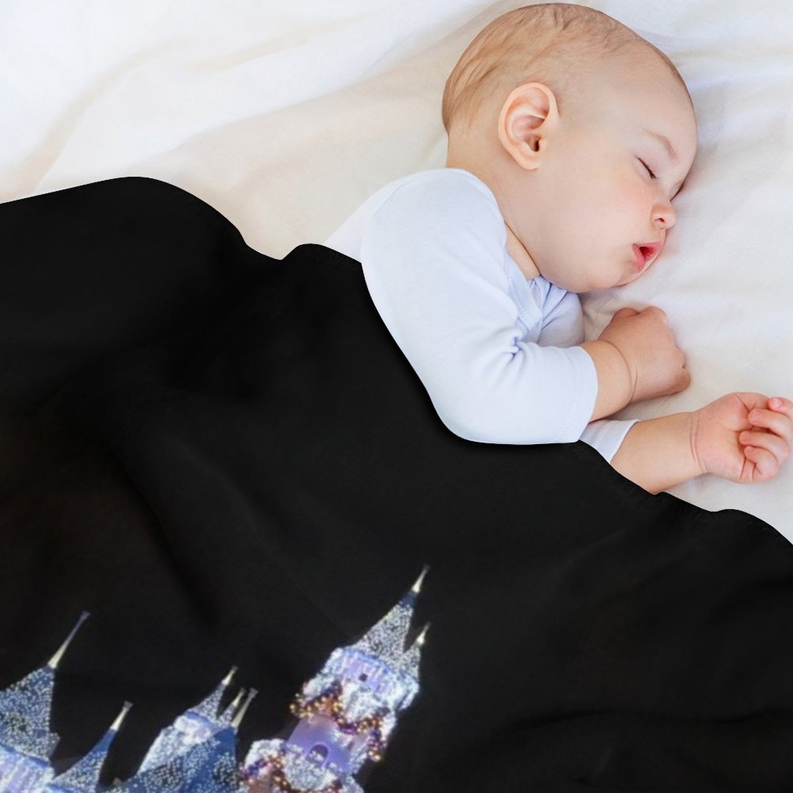 Christmas Castle - Photograph  - Christmas Throw Blanket recension och pris