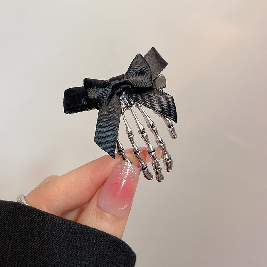 Gothic Skeleton Hand Hair Clip - Ribbon Bow Gift recension och pris